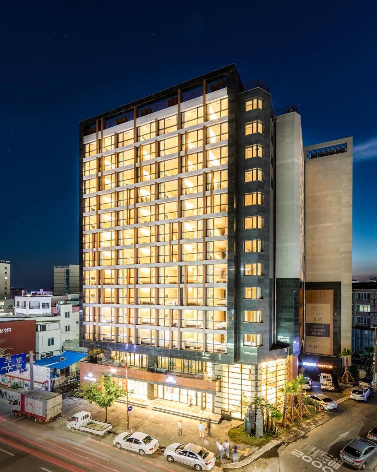 Days Hotel Jeju Seogwipo Ocean Εξωτερικό φωτογραφία